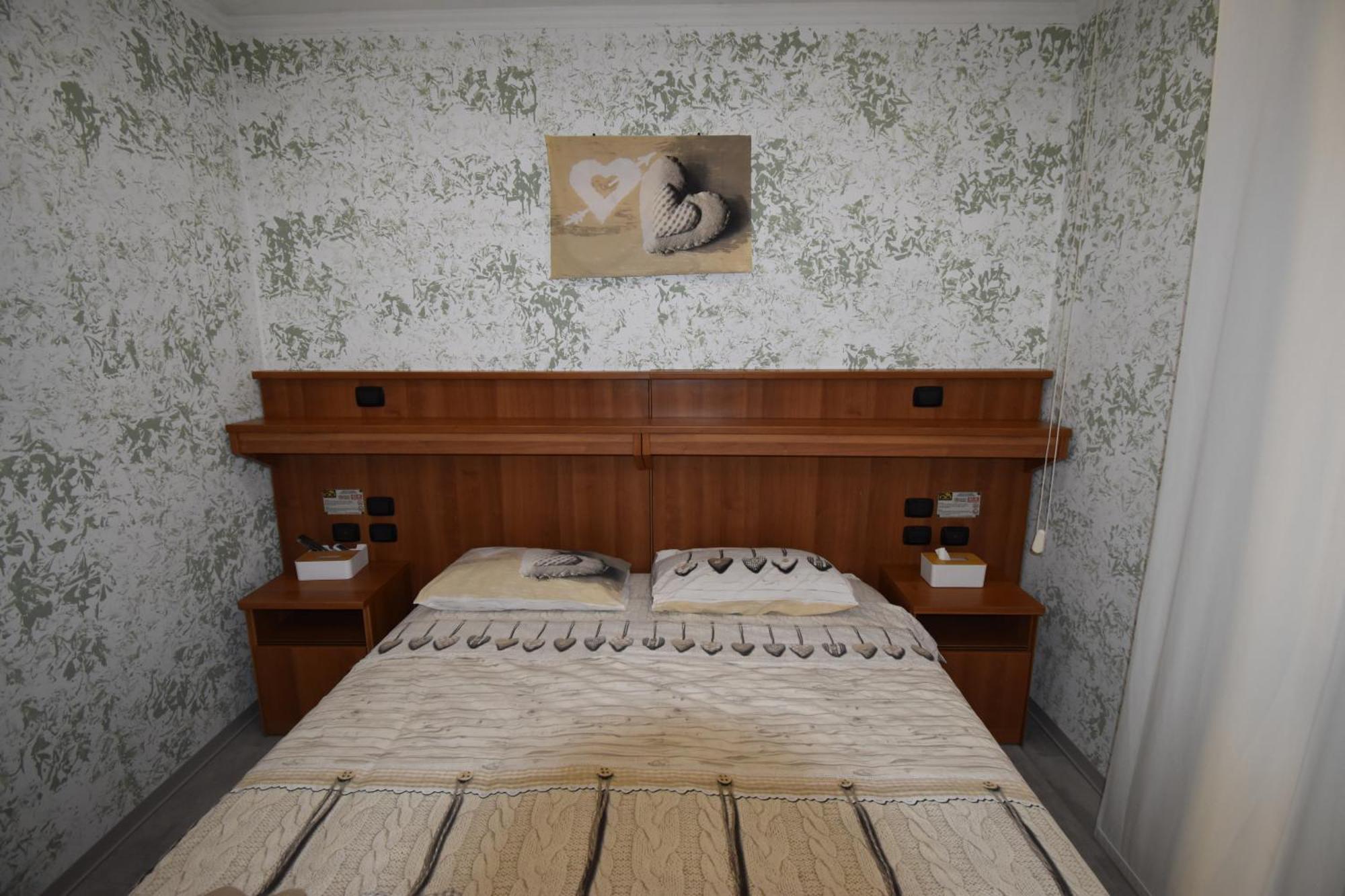 Vichyenichy Hotel Morena Bilik gambar