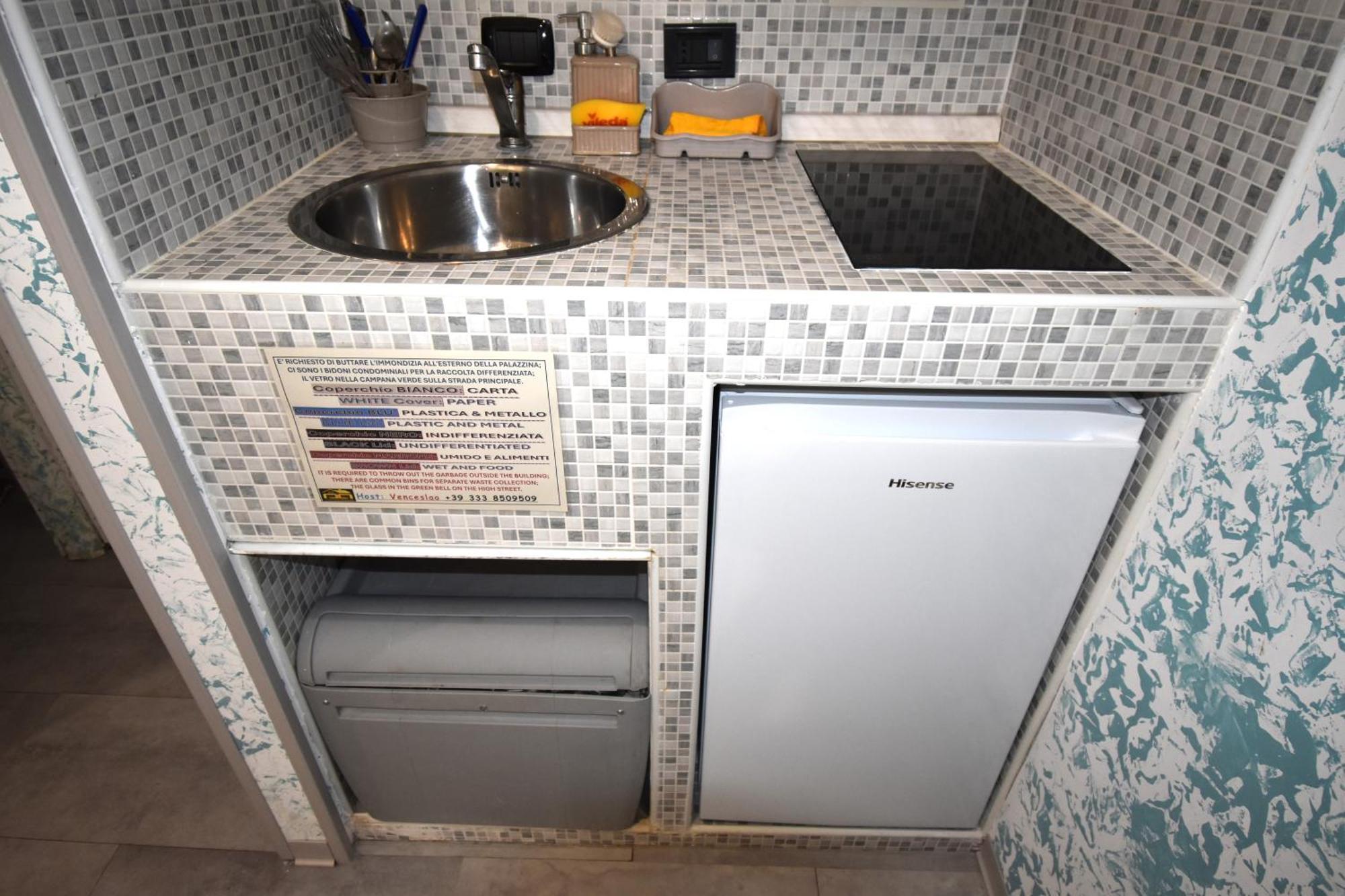 Vichyenichy Hotel Morena Bilik gambar